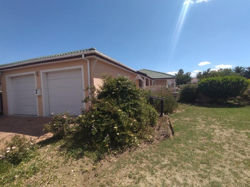 To Let 3 Bedroom Property for Rent in Twin Palms Western Cape